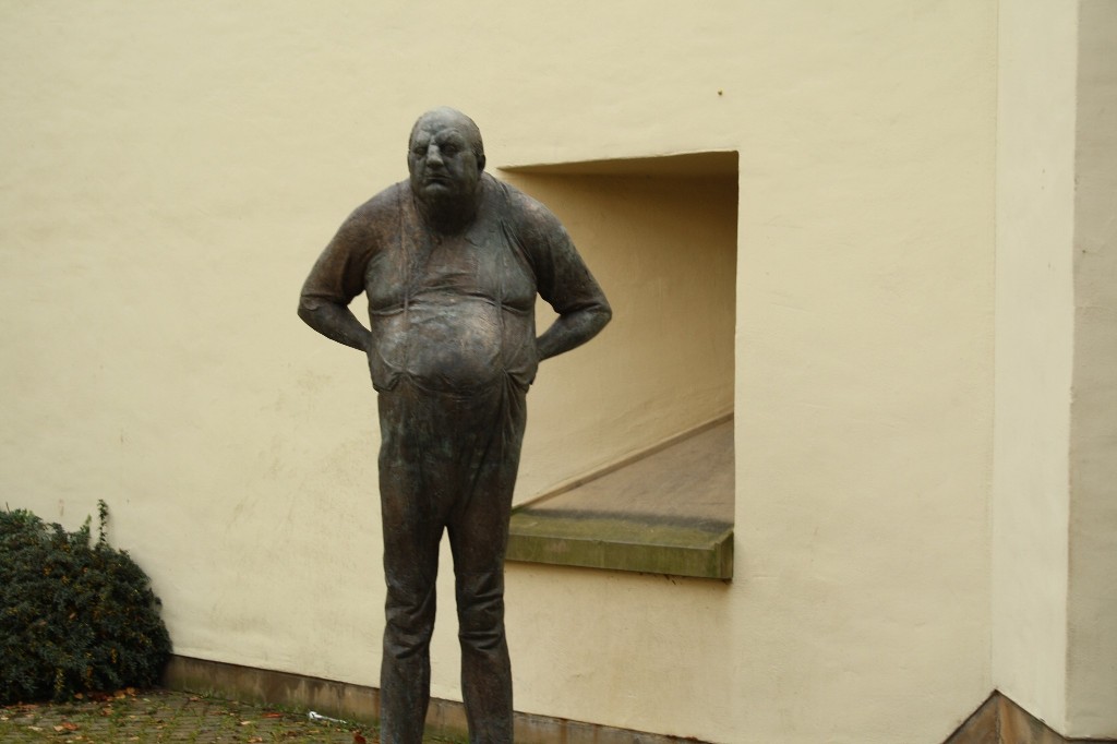 136