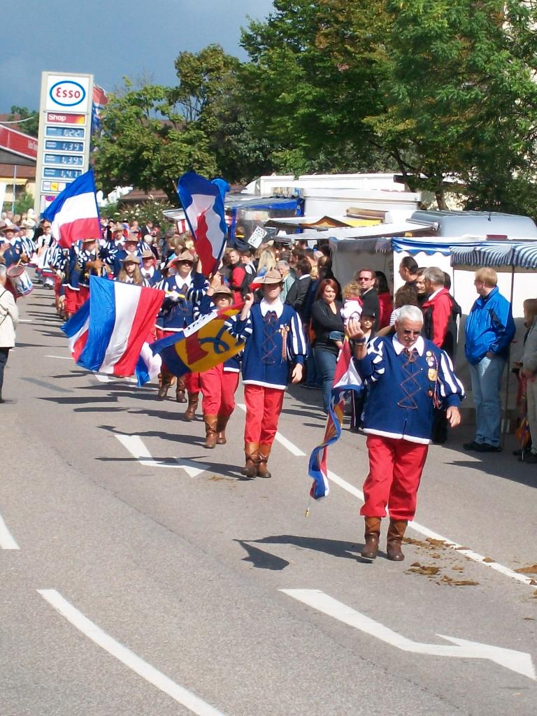 1-00_MKG 2010 027