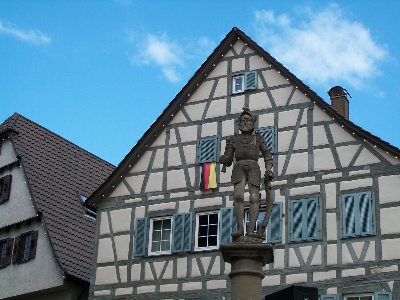 1-00_MKG 2010 038