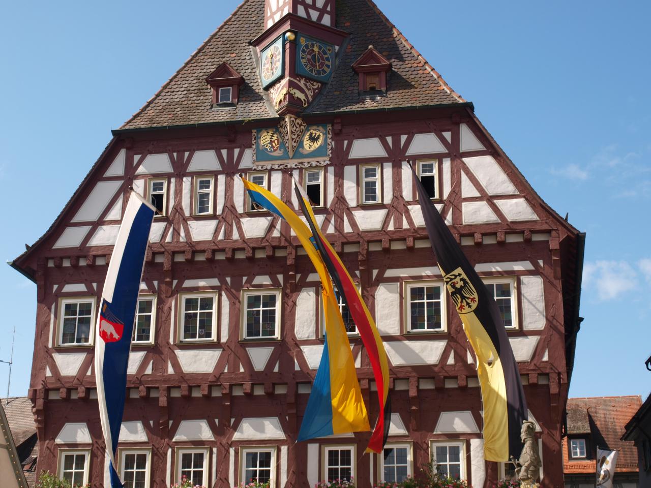 1-00_P8283945