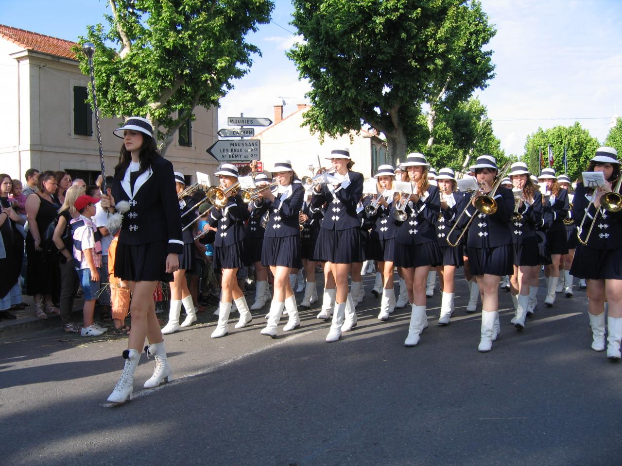 3-00_IMG_1092